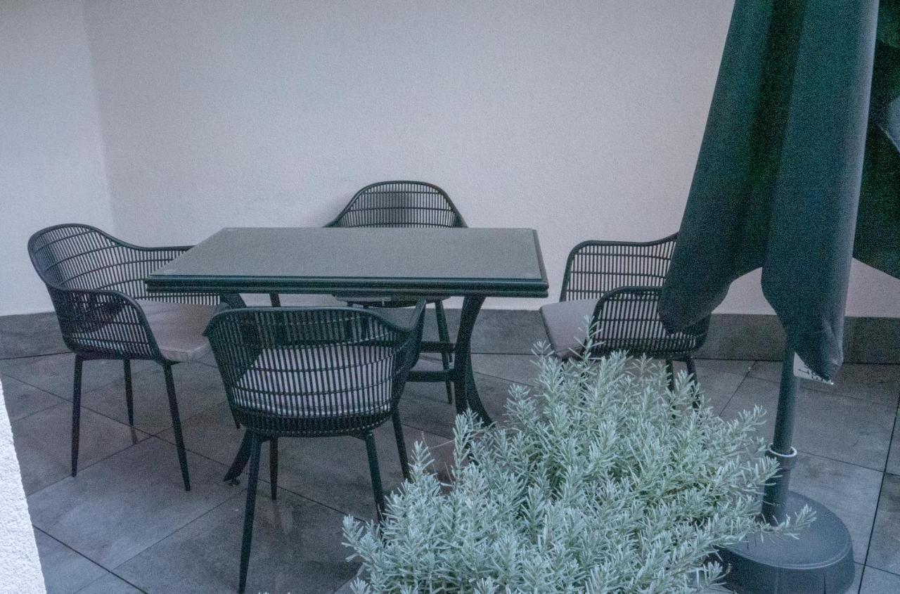 Луксозно Студио One Place In Sofia A1 - Лозенец Exteriör bild
